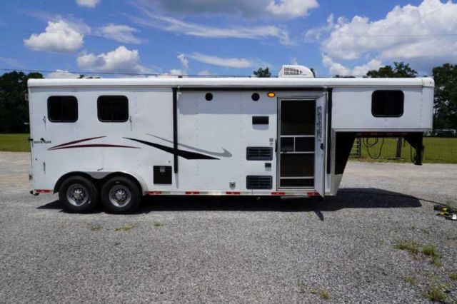 Used Horse Trailers for Sale