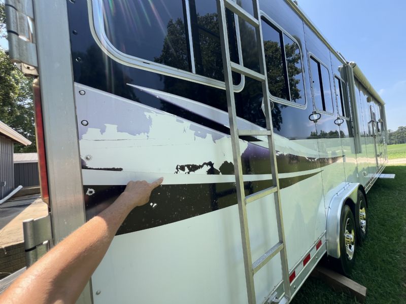 Used Horse Trailers for Sale