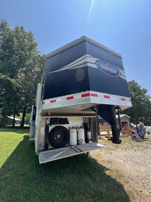 Used Horse Trailers for Sale