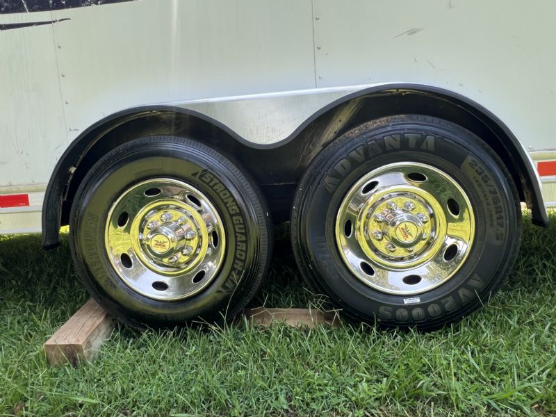 Used Horse Trailers for Sale