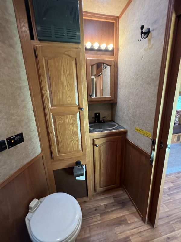 Used Horse Trailers for Sale