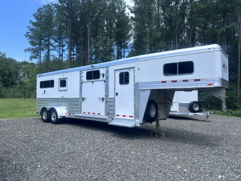 Used Horse Trailers for Sale