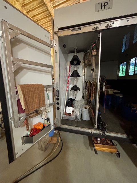 Used Horse Trailers for Sale