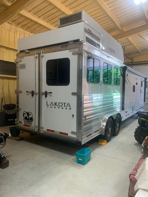 Used Horse Trailers for Sale