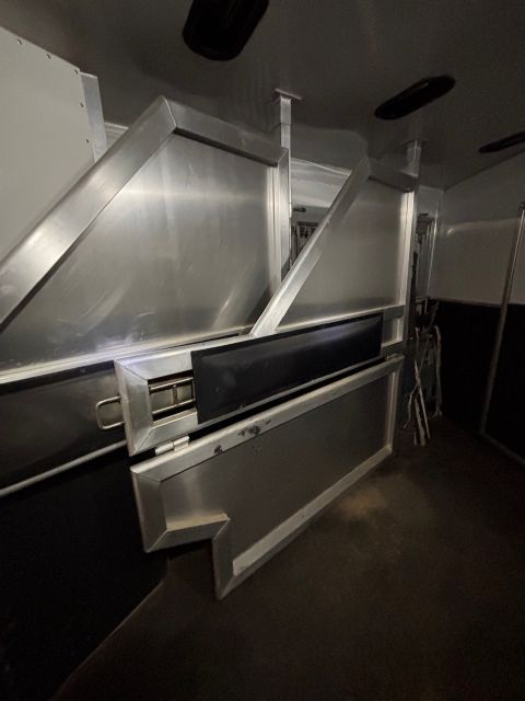 Used Horse Trailers for Sale