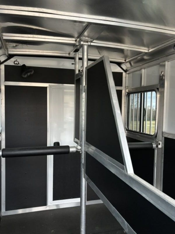 Used Horse Trailers for Sale