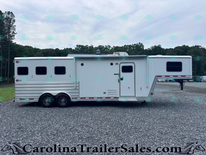 Used Horse Trailers for Sale
