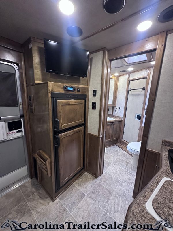 Used Horse Trailers for Sale