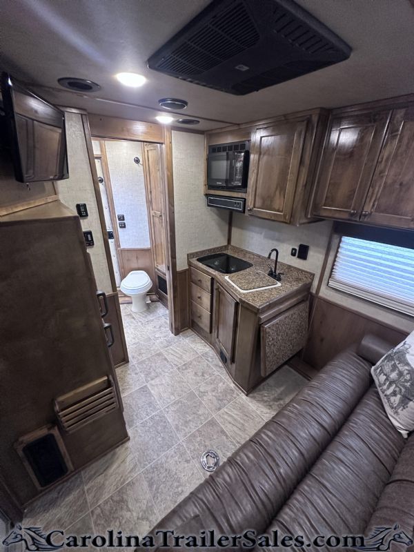 Used Horse Trailers for Sale