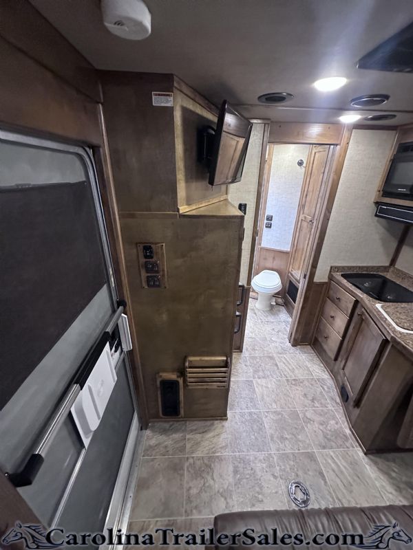 Used Horse Trailers for Sale