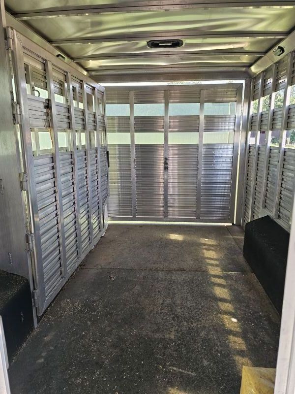 Used Horse Trailers for Sale