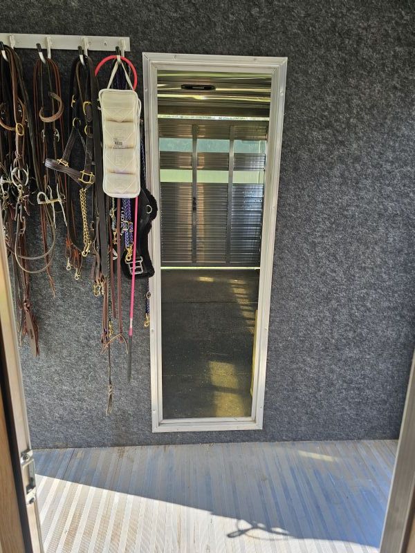 Used Horse Trailers for Sale