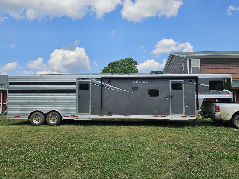 Used Horse Trailers for Sale