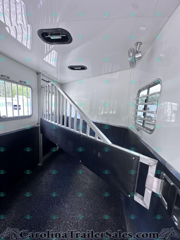 Used Horse Trailers for Sale