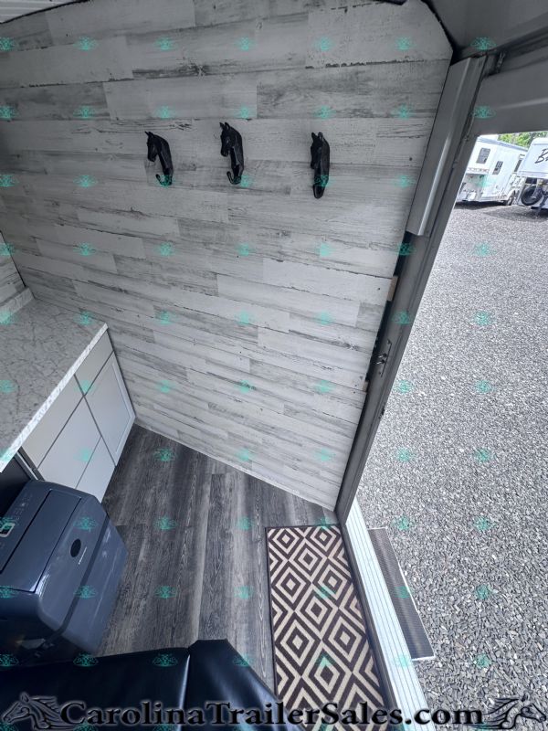 Used Horse Trailers for Sale