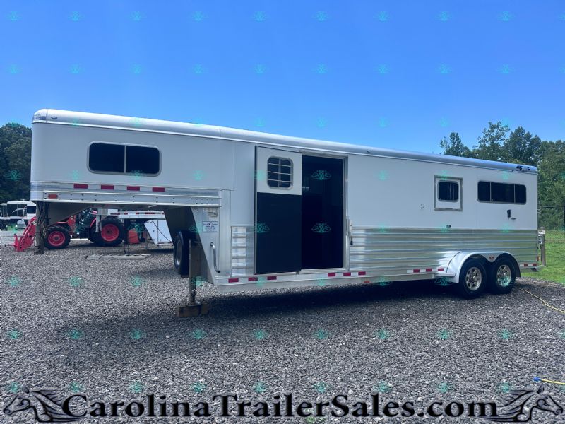 Used Horse Trailers for Sale