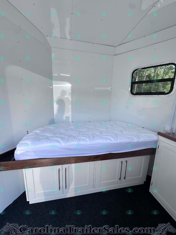 Used Horse Trailers for Sale