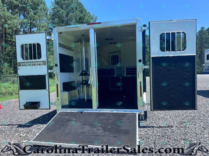 Used Horse Trailers for Sale