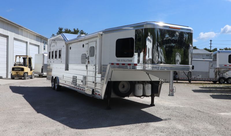 Used Horse Trailers for Sale