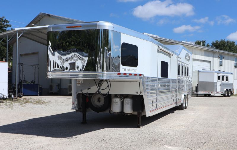 Used Horse Trailers for Sale