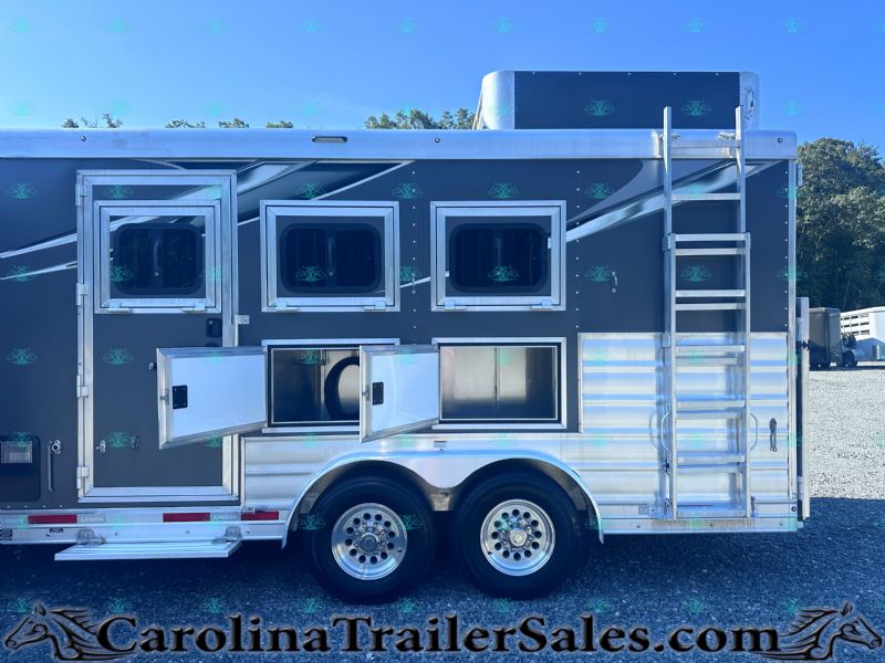 Used Horse Trailers for Sale