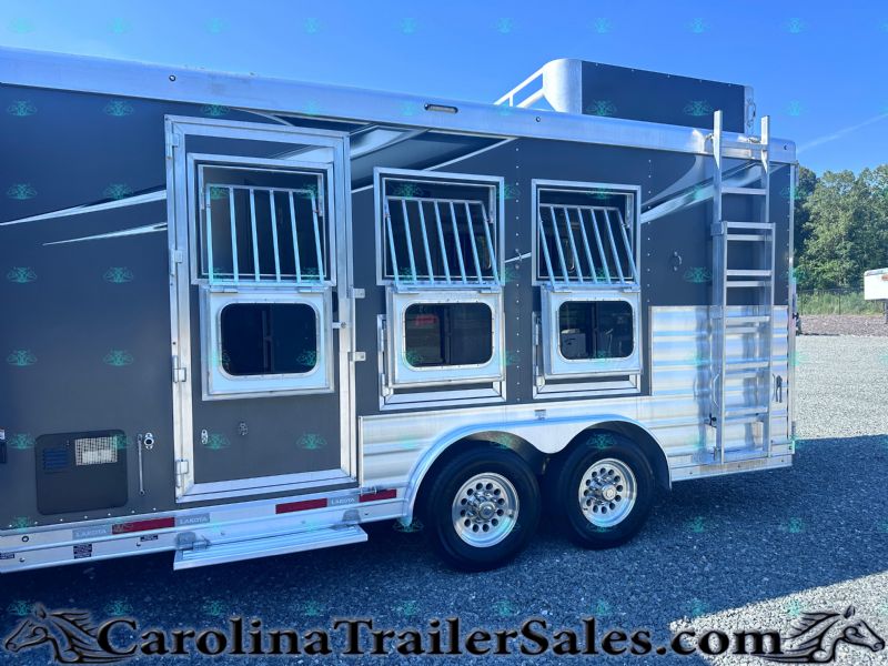 Used Horse Trailers for Sale