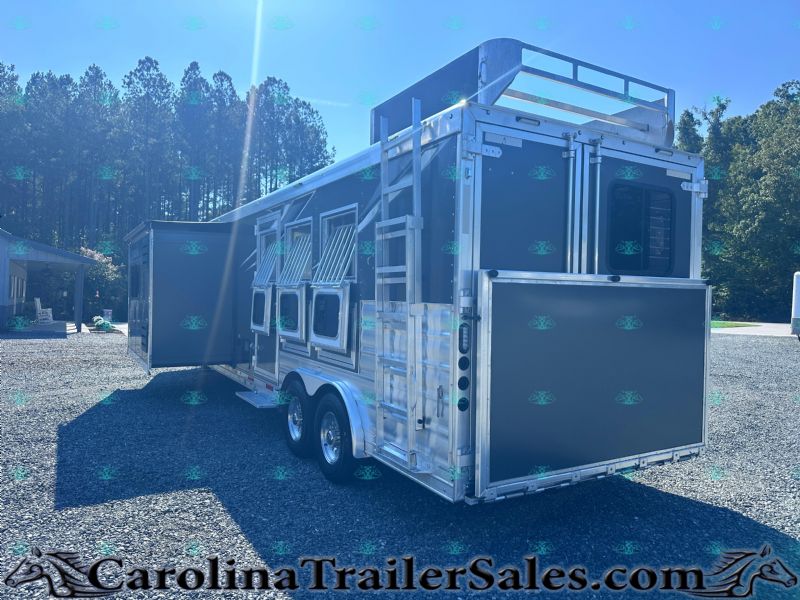 Used Horse Trailers for Sale