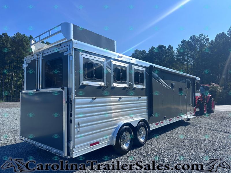 Used Horse Trailers for Sale
