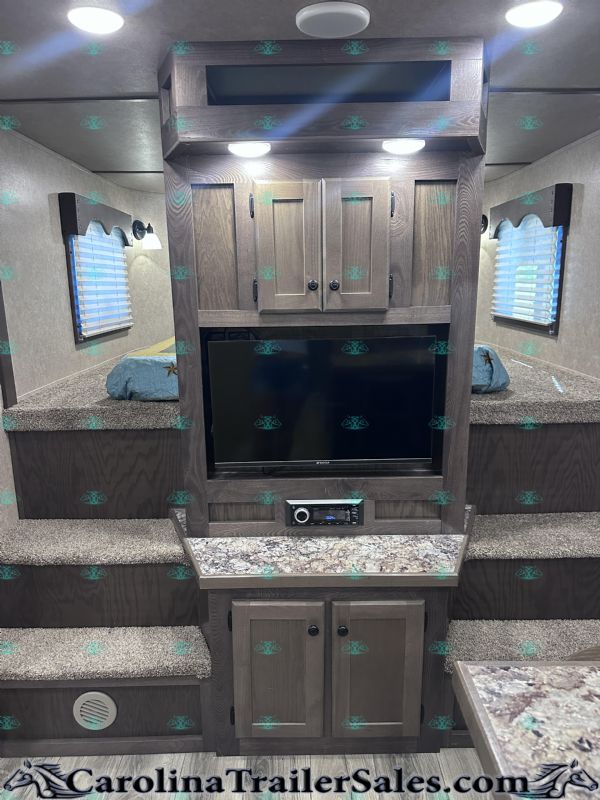 Used Horse Trailers for Sale