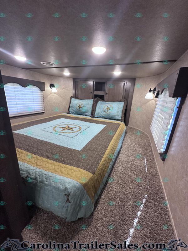 Used Horse Trailers for Sale