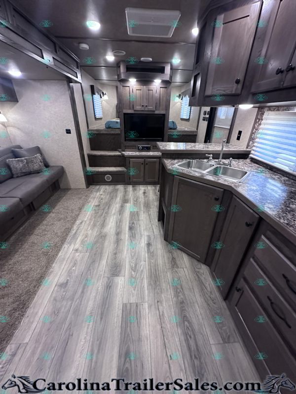 Used Horse Trailers for Sale