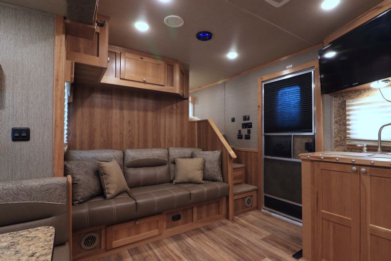 Used Horse Trailers for Sale