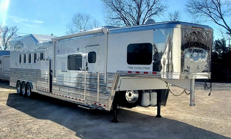 Horse Trailer for sale in MO