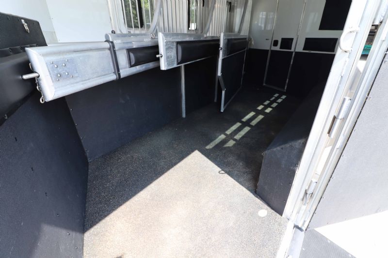 Used Horse Trailers for Sale