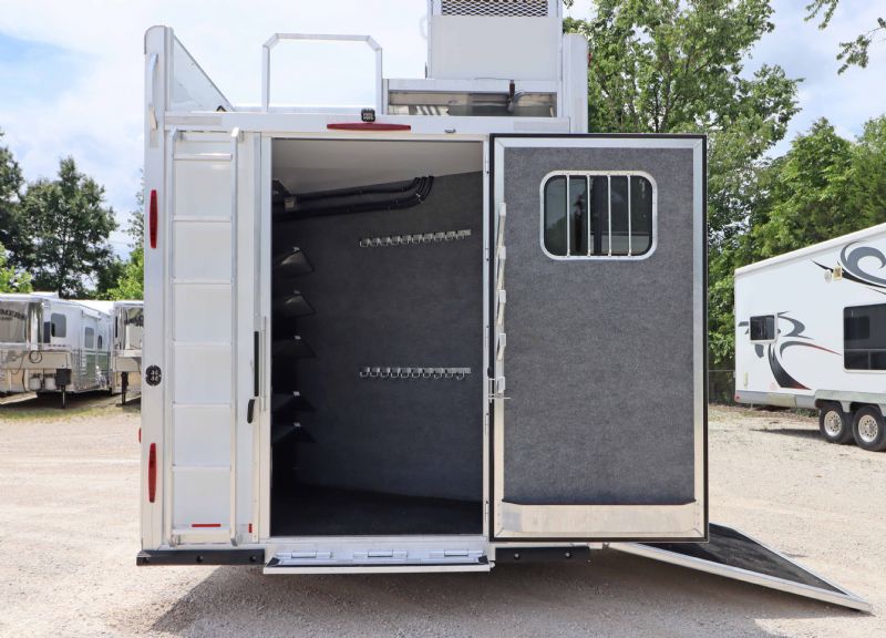 Used Horse Trailers for Sale