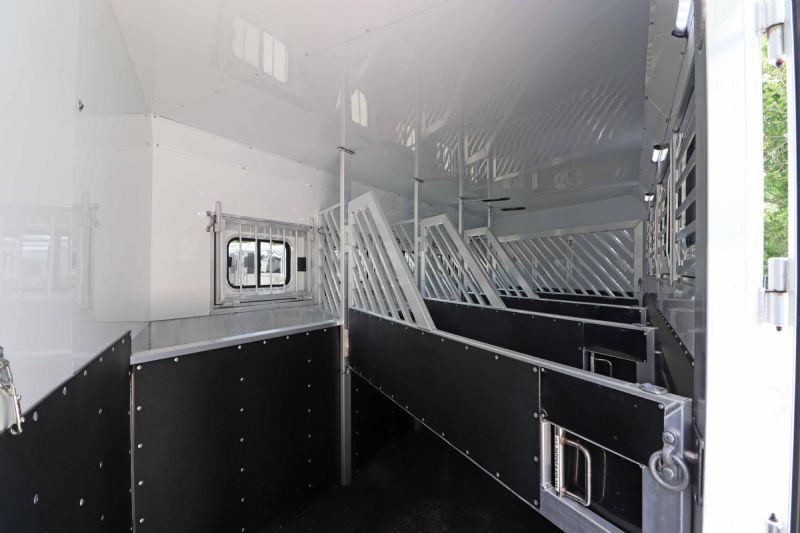 Used Horse Trailers for Sale