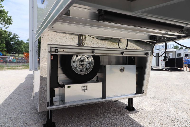 Used Horse Trailers for Sale