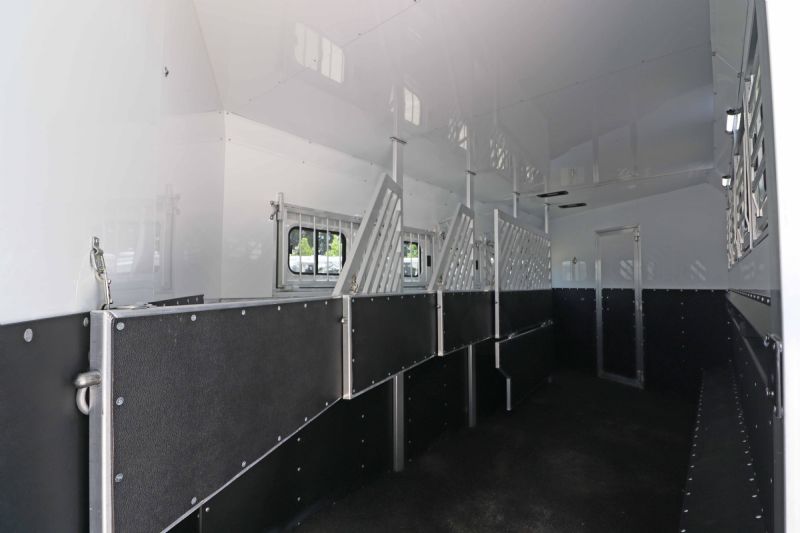 Used Horse Trailers for Sale