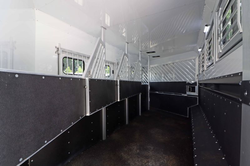 Used Horse Trailers for Sale