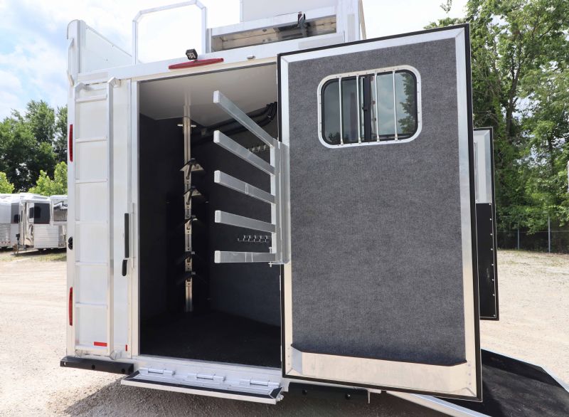 Used Horse Trailers for Sale