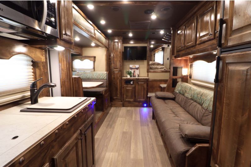 Used Horse Trailers for Sale