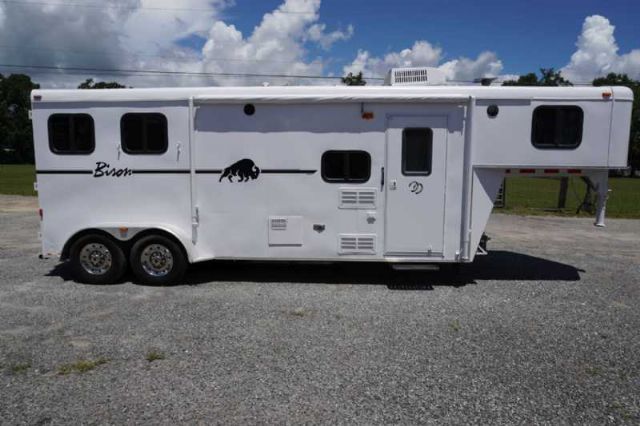 Used Horse Trailers for Sale