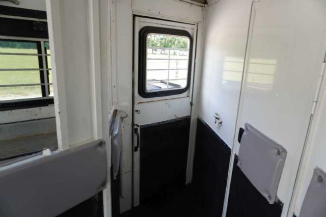 Used Horse Trailers for Sale