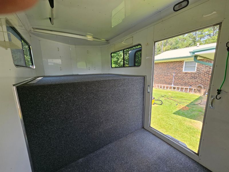Used Horse Trailers for Sale