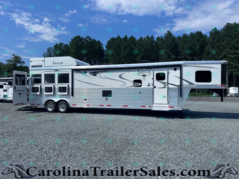 Used Horse Trailers for Sale
