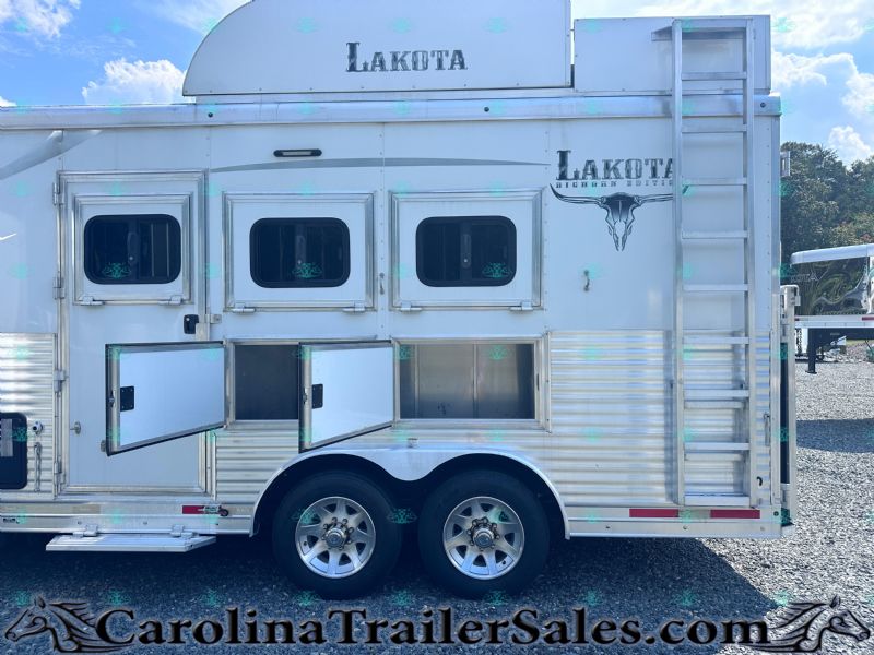 Used Horse Trailers for Sale