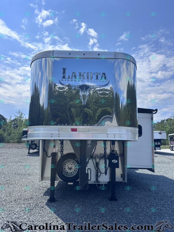 Used Horse Trailers for Sale
