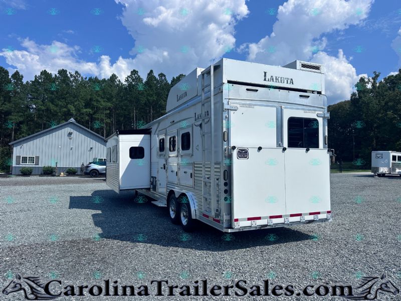 Used Horse Trailers for Sale