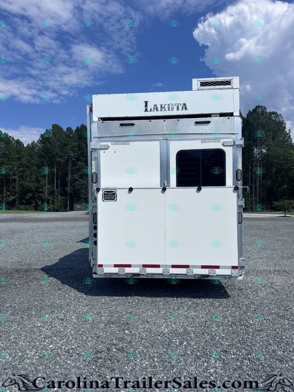 Used Horse Trailers for Sale