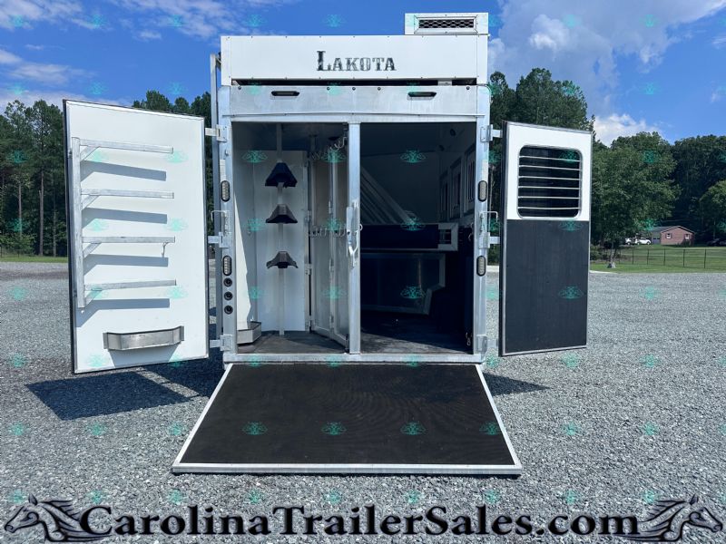 Used Horse Trailers for Sale
